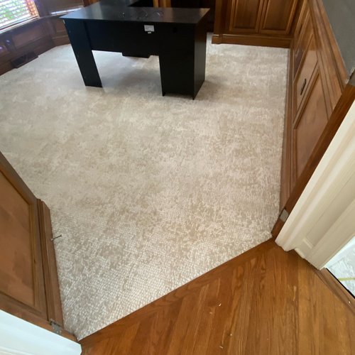 Roberts Carpeting Inc - Gallery Image 11